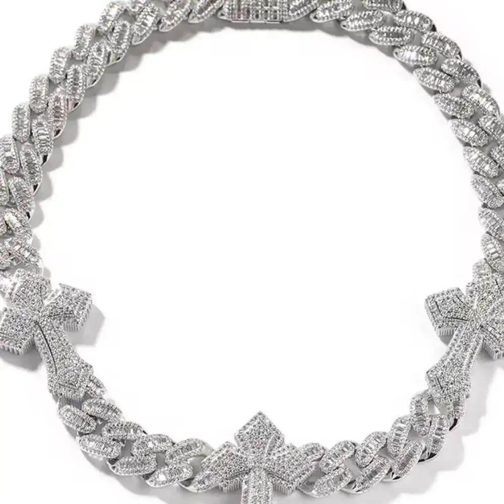 Unbranded silver cross